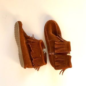 Minnetonka moccasins